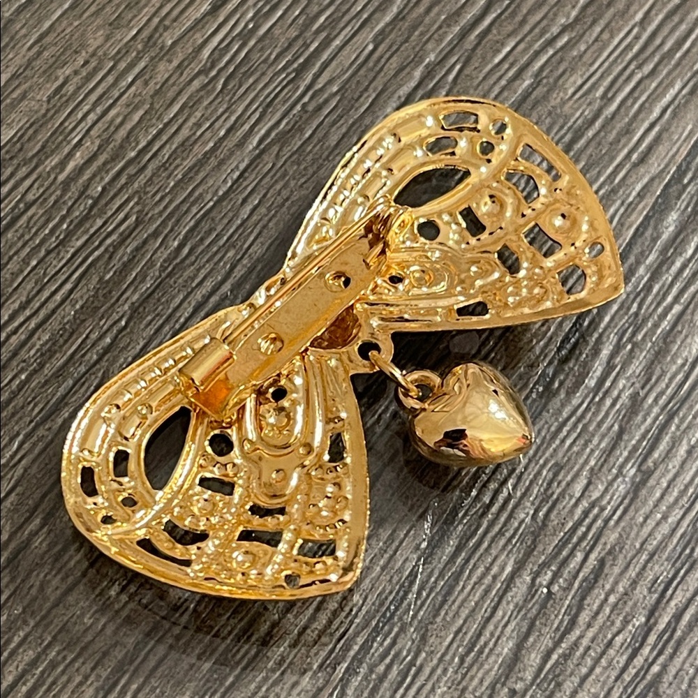 Vintage Carrington Jewelers Filigree 'Heart & Bow Pin' Dangle Brooch Gold-tone - Picture 3 of 16